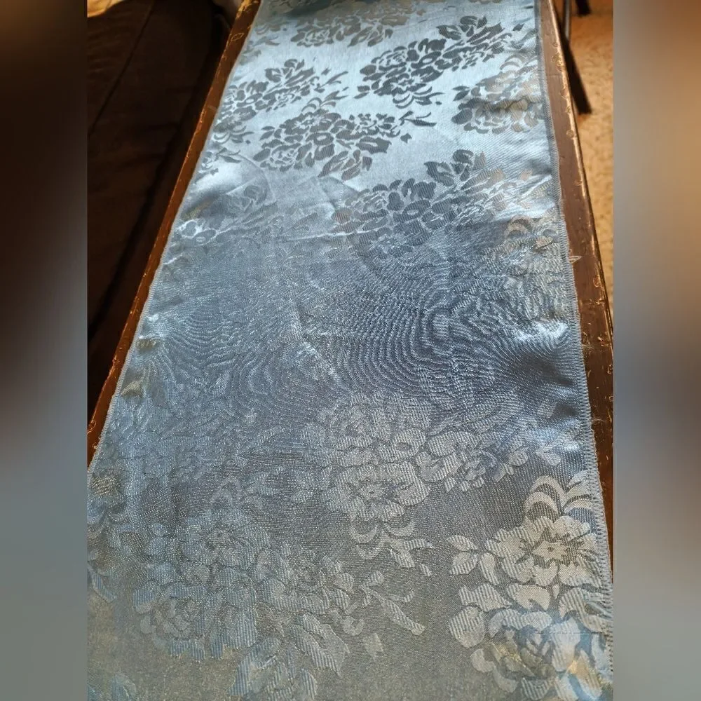 Vintage Set of blue silk floral table runner with 1 matching square